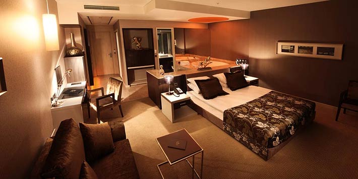 Cratos Hotel Rooms Superior