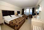 Oscar Resort Triple Hotel Rooms